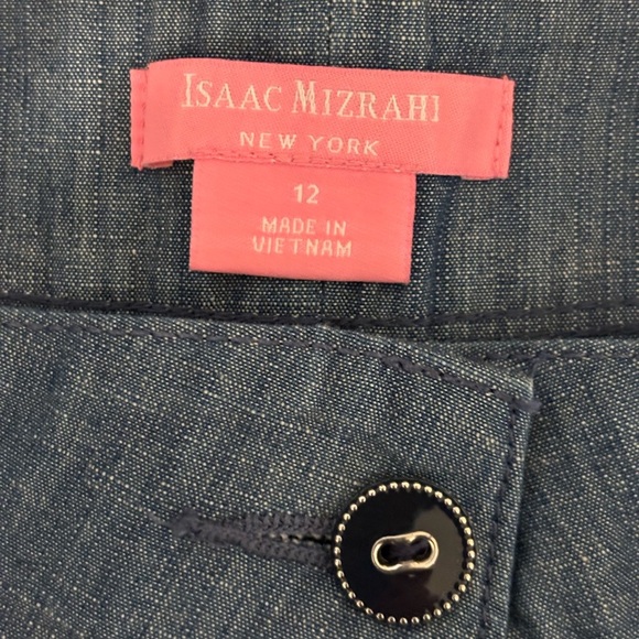 Isaac Mizrahi Blue Jean Shorts Relaxed Fit - Picture 2 of 9